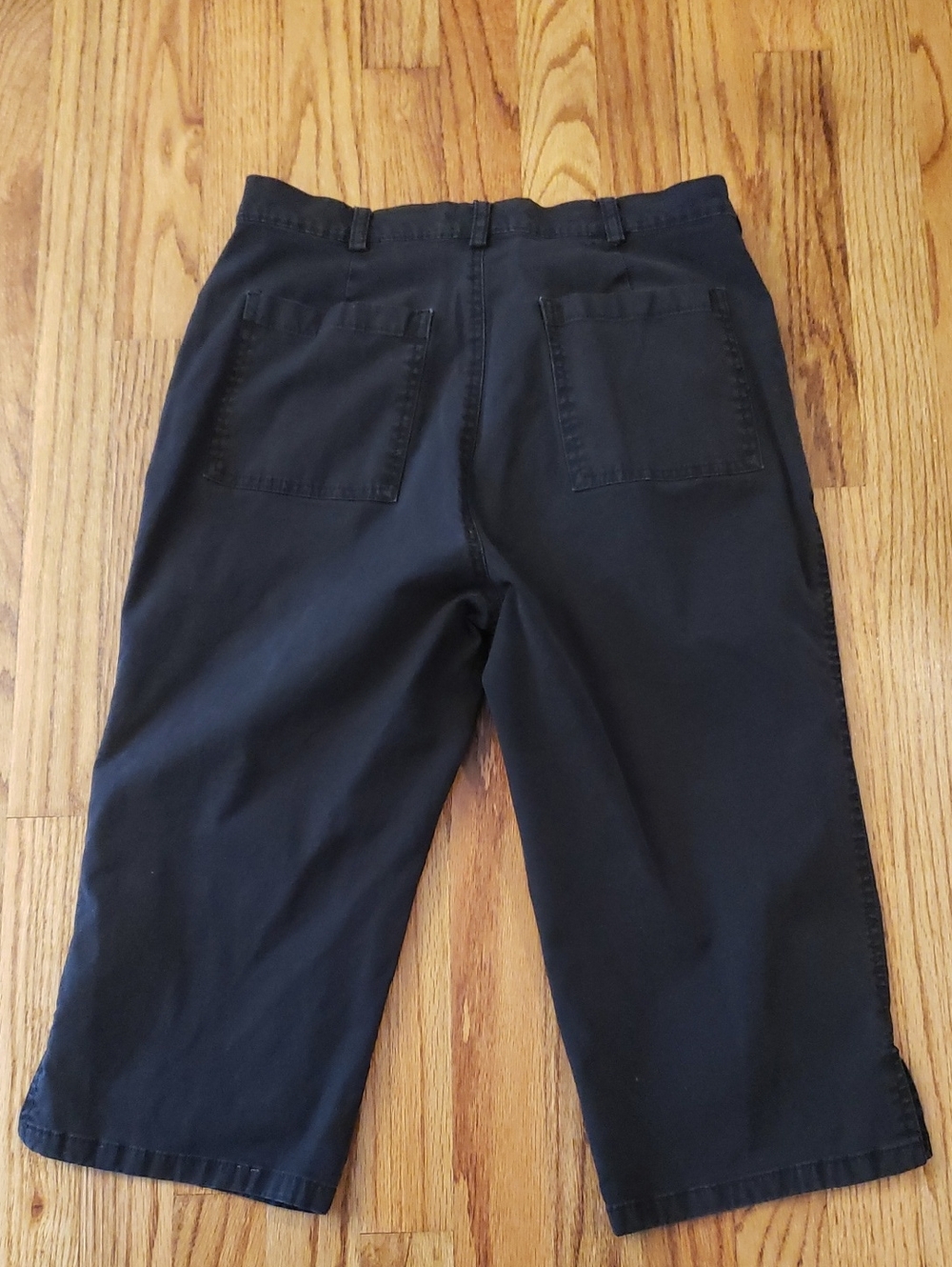 Vtg Gloria Vanderbilt Black Capris Pants Size: 10P - Picture 8 of 16